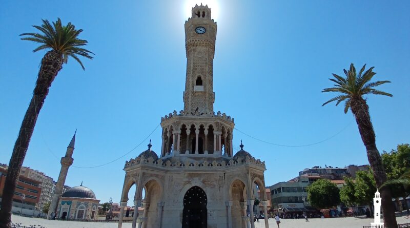 İzmir Saat Kulesi